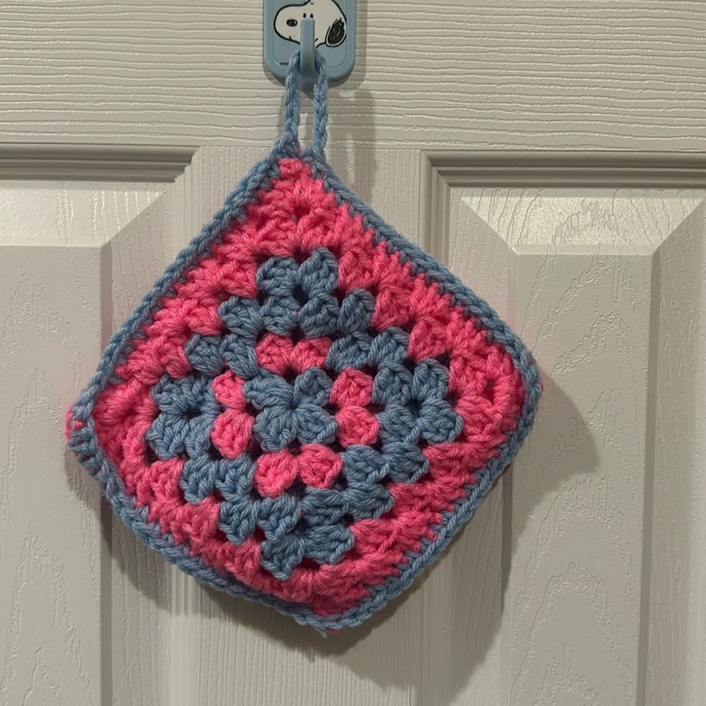 Blue and pink pot holder (: